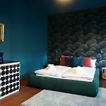 Brilliant 3* برلين