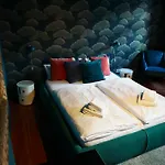Brilliant فندق 3*