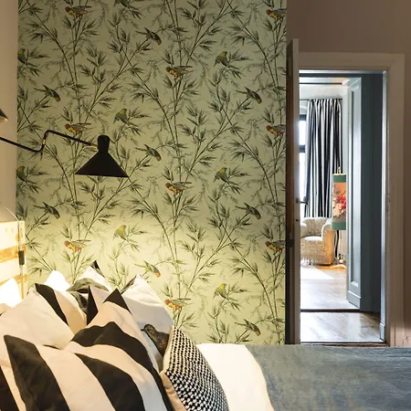 Brilliant Hotel 3*